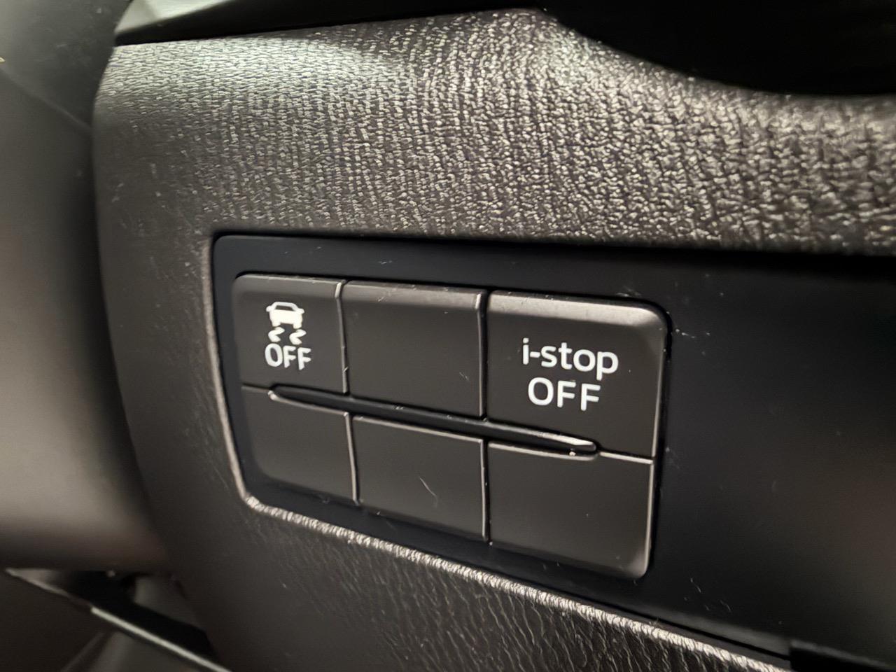 2016 Mazda Demio thumbnail
