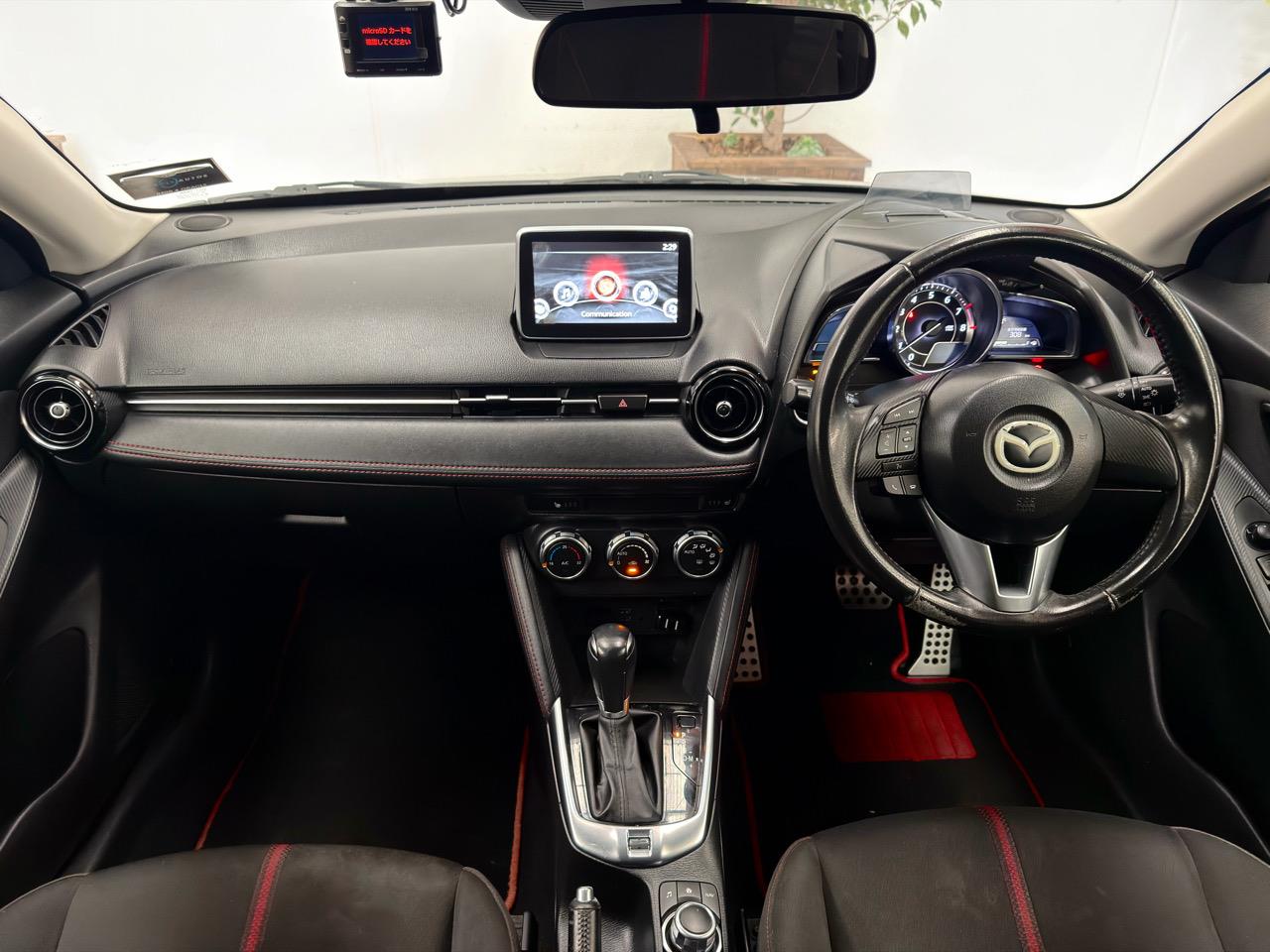2016 Mazda Demio thumbnail