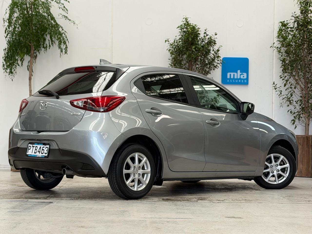 2016 Mazda Demio thumbnail
