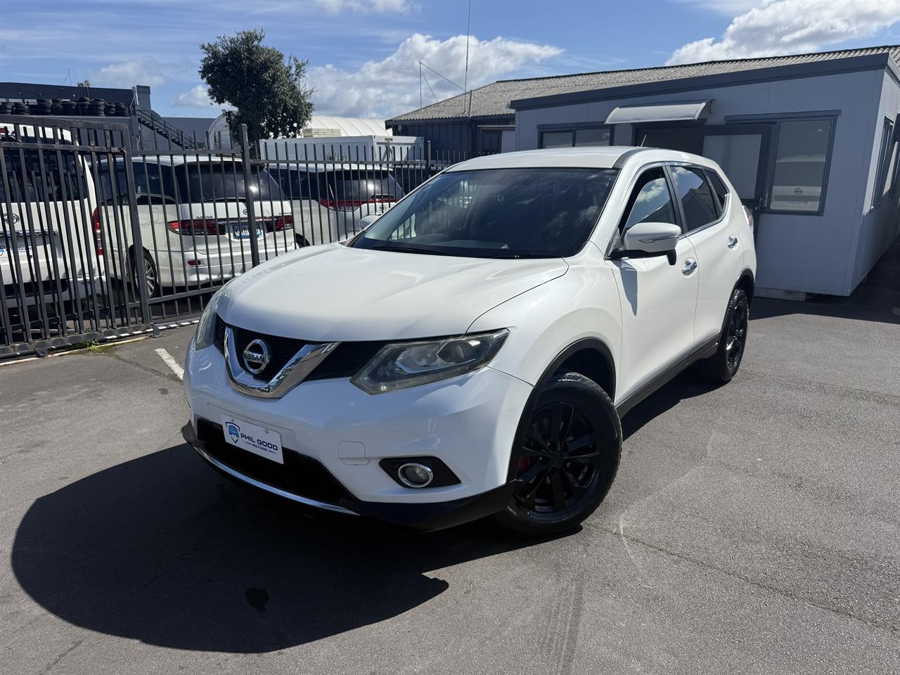 2015 Nissan X-Trail thumbnail