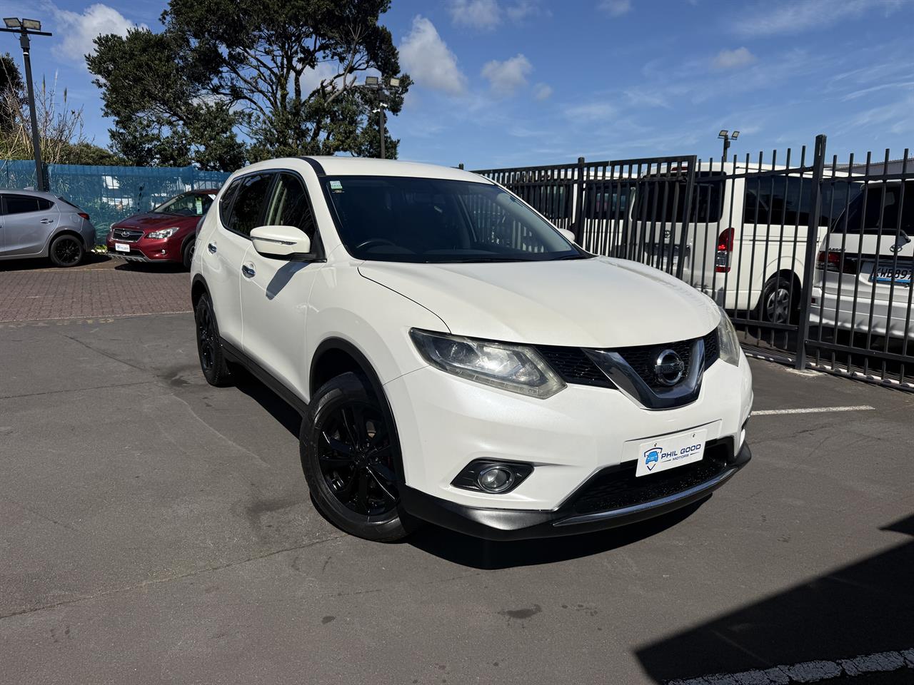 2015 Nissan X-Trail thumbnail