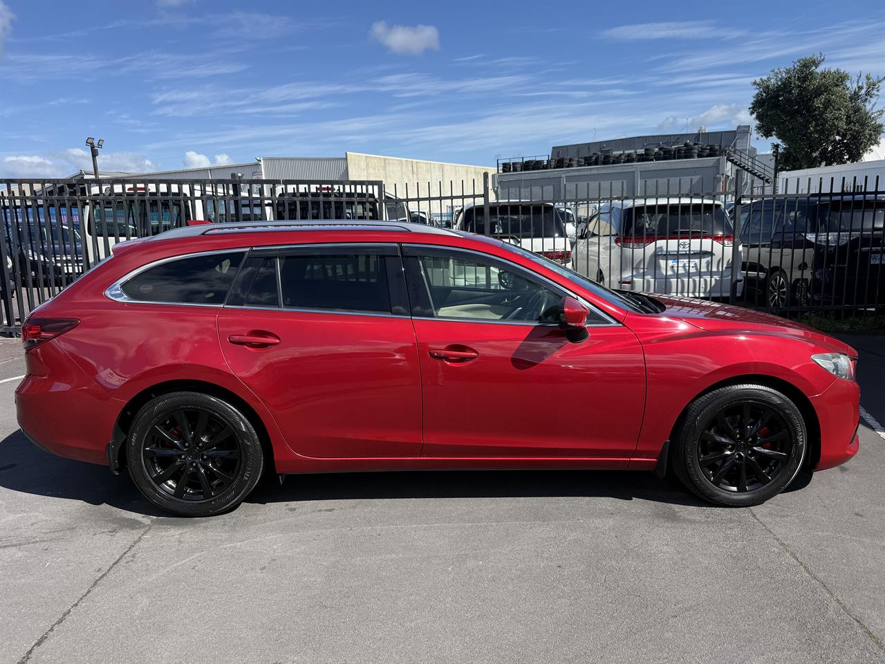 2013 Mazda Atenza thumbnail