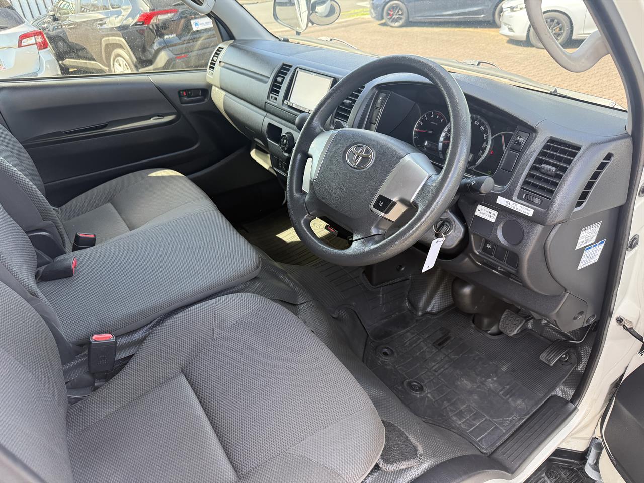 2019 Toyota Hiace thumbnail