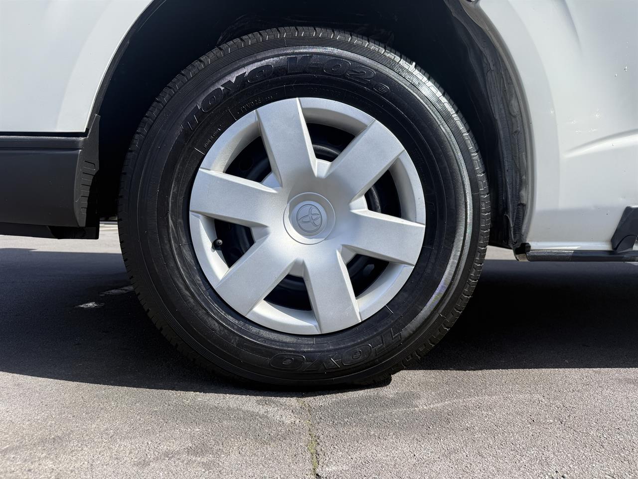 2019 Toyota Hiace thumbnail