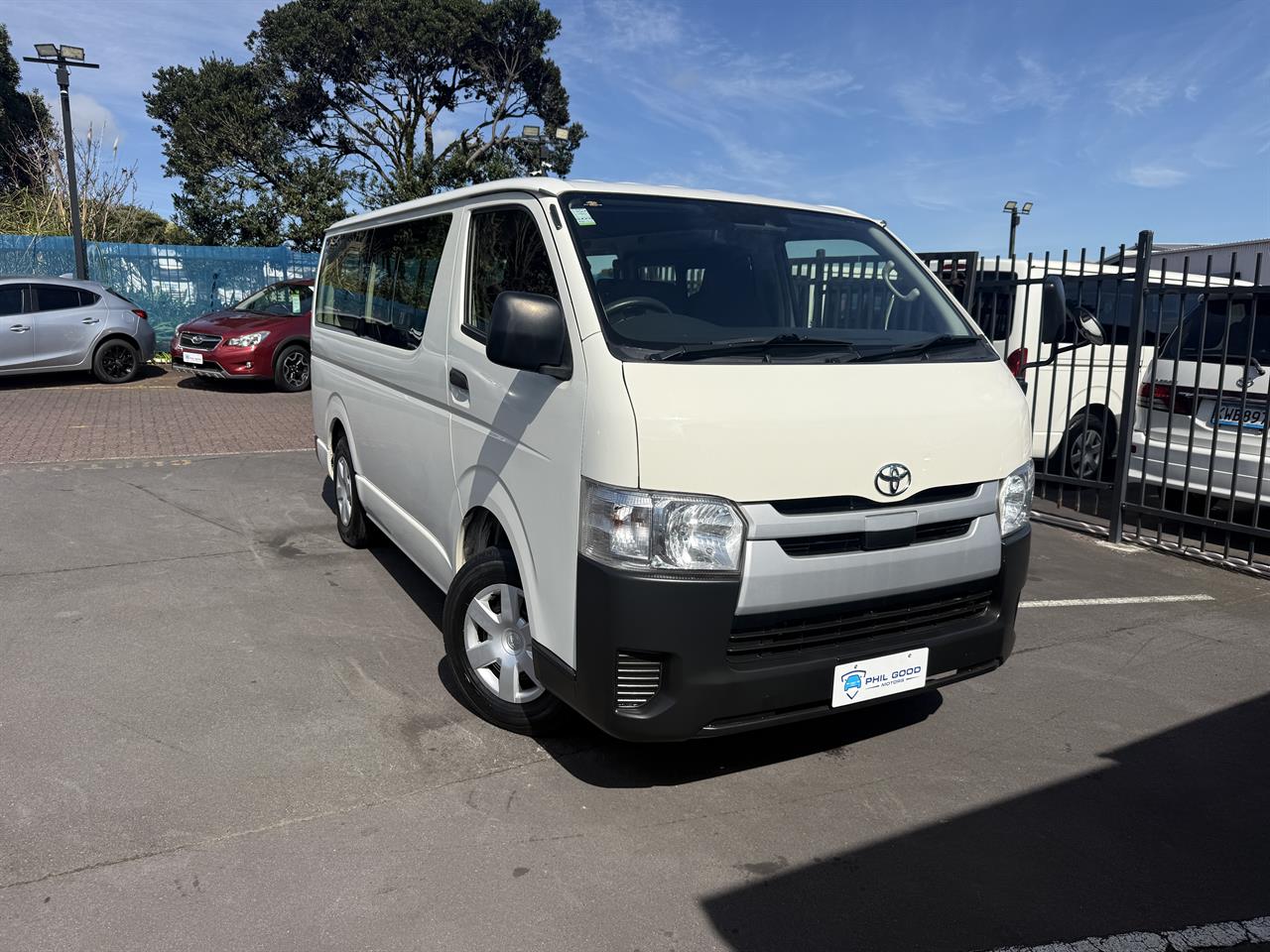 2019 Toyota Hiace thumbnail