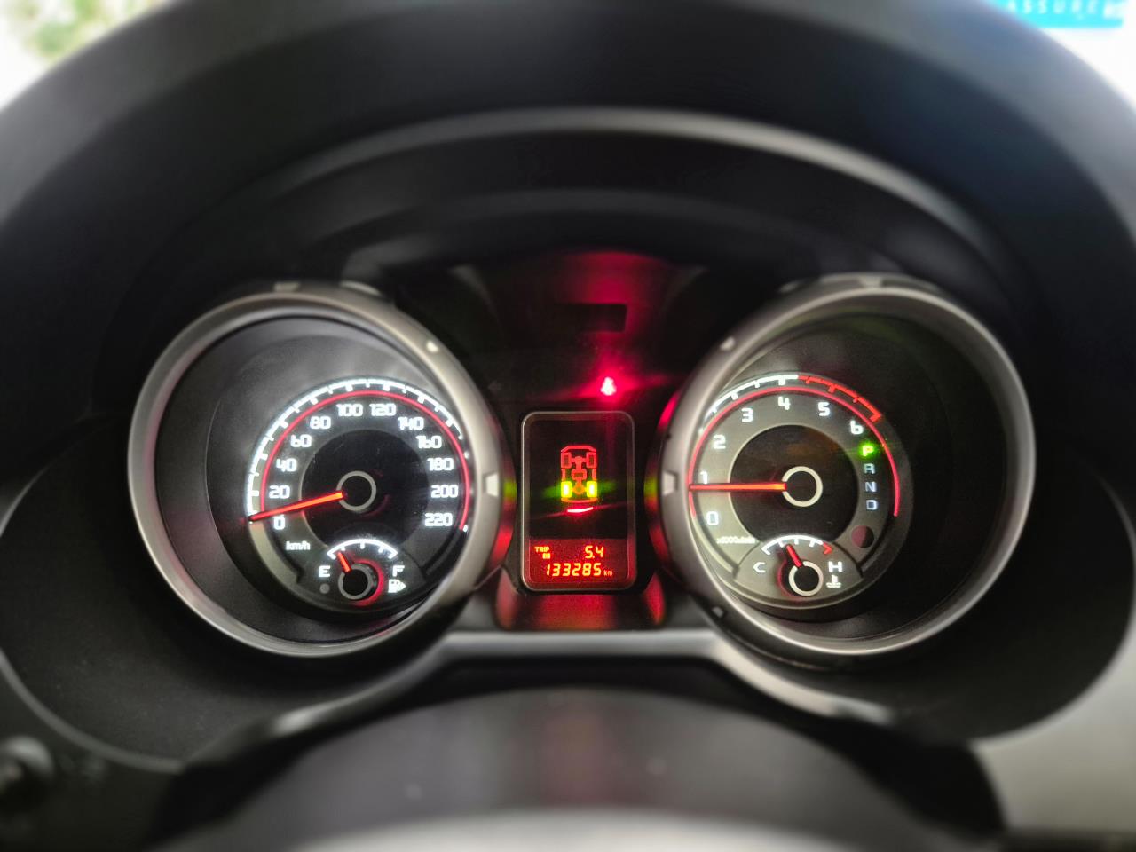 2013 Mitsubishi Pajero thumbnail