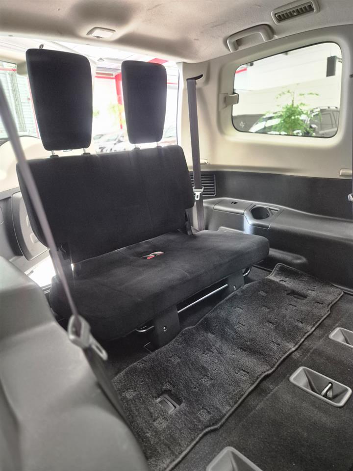 2013 Mitsubishi Pajero thumbnail