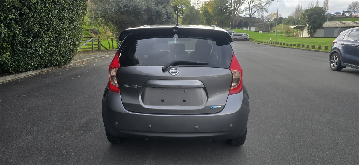 2014 Nissan Note thumbnail
