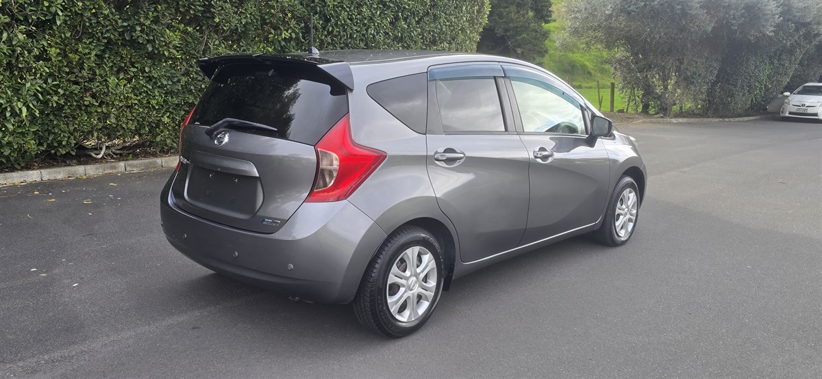 2014 Nissan Note thumbnail