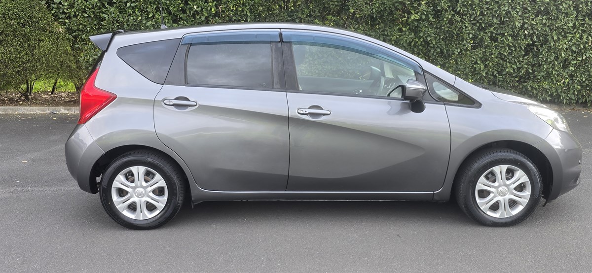 2014 Nissan Note thumbnail