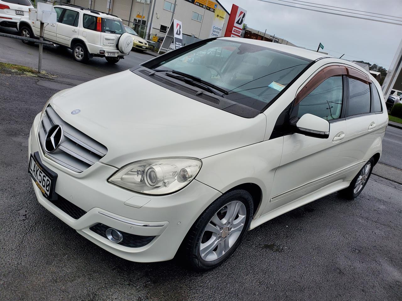 2009 Mercedes-Benz B170 thumbnail