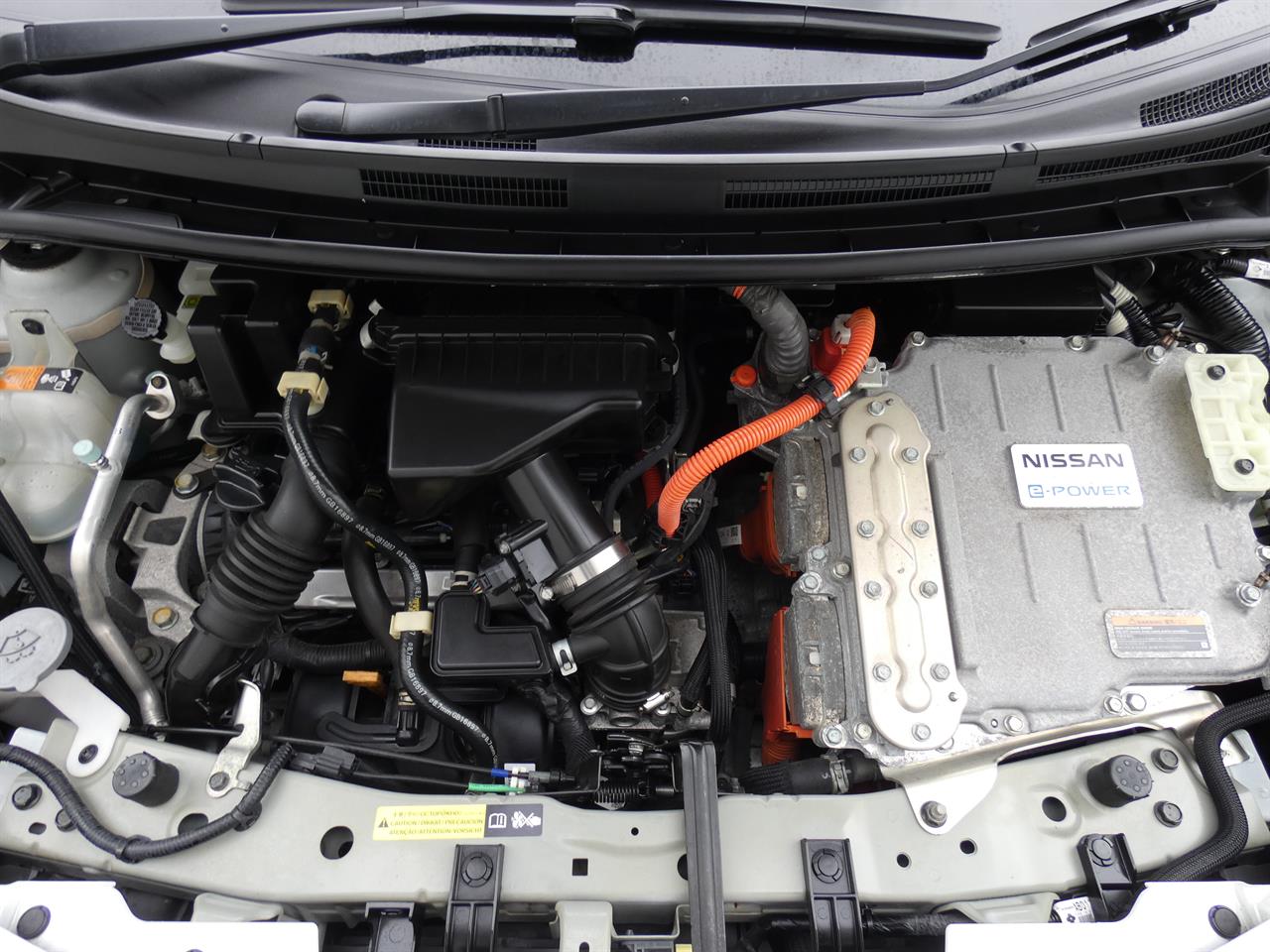 2017 Nissan NOTE thumbnail