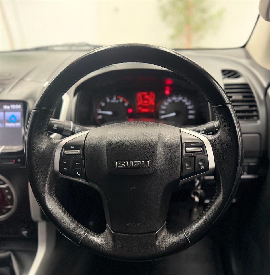 2019 Isuzu D-Max thumbnail