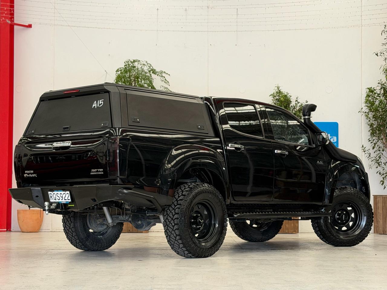 2019 Isuzu D-Max thumbnail