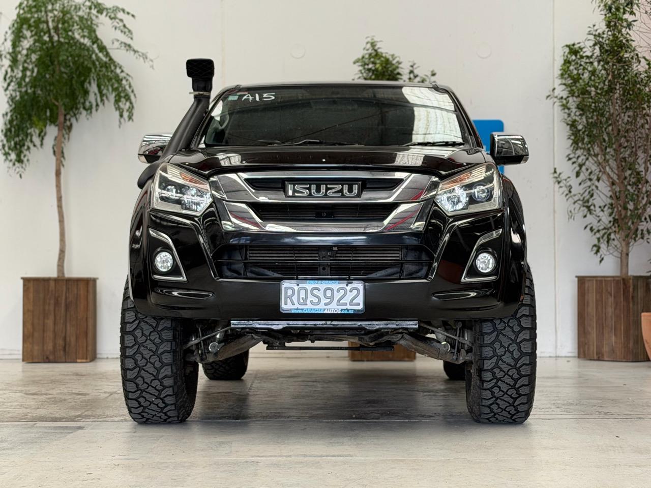 2019 Isuzu D-Max thumbnail