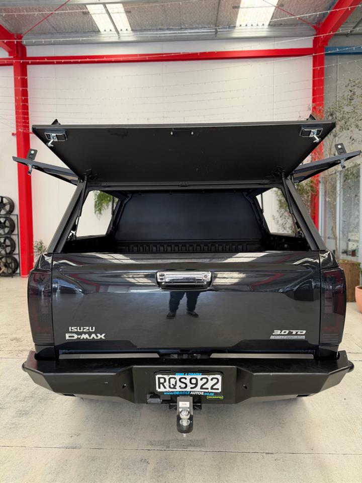 2019 Isuzu D-Max thumbnail
