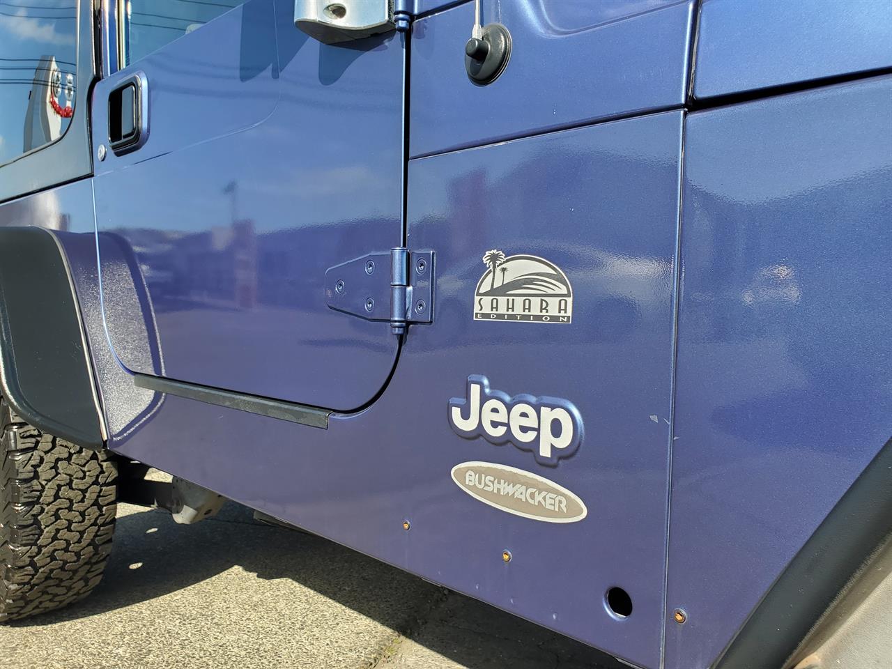 2006 Chrysler Jeep thumbnail