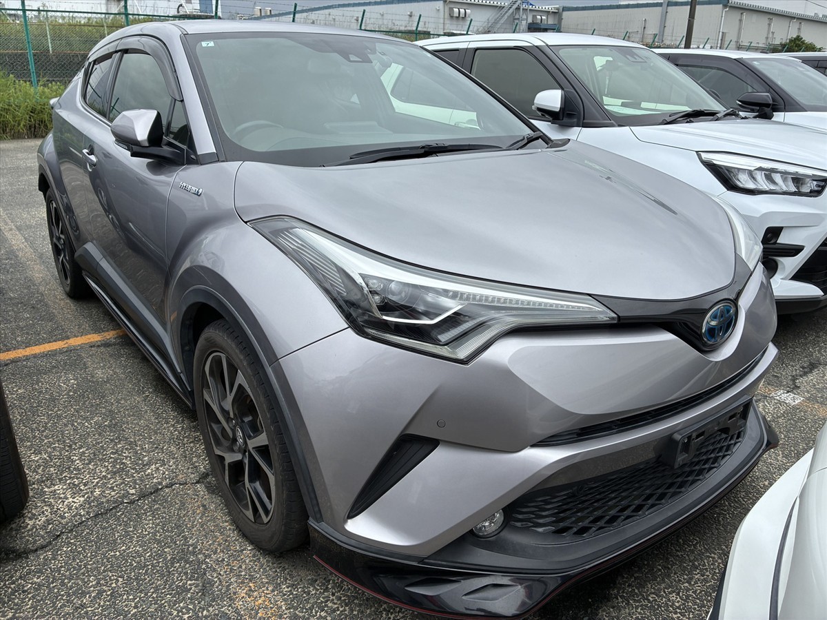 2017 Toyota C-Hr thumbnail