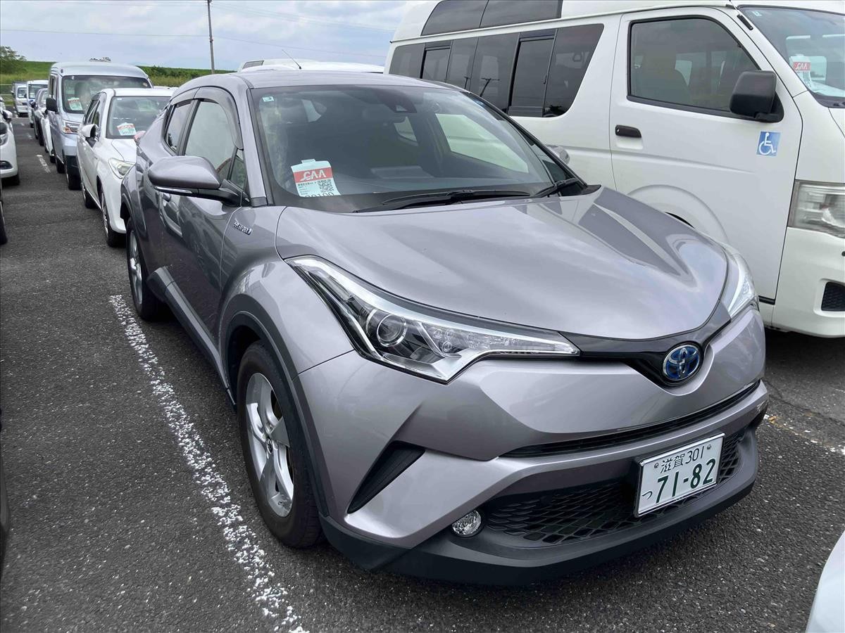 2017 Toyota C-Hr thumbnail