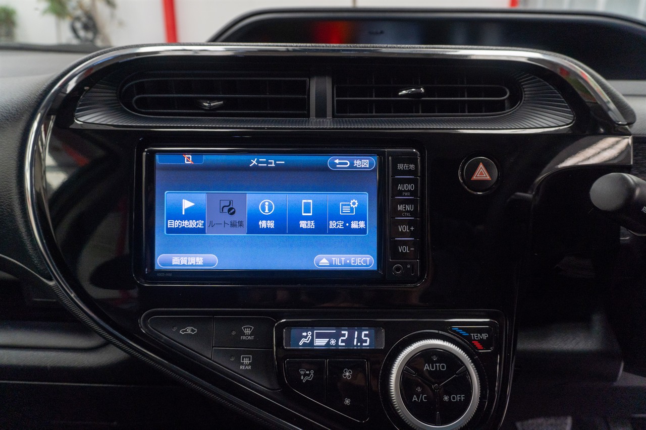 2018 Toyota Aqua thumbnail