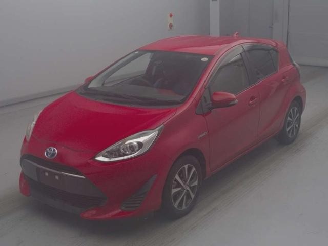 2017 Toyota Aqua thumbnail