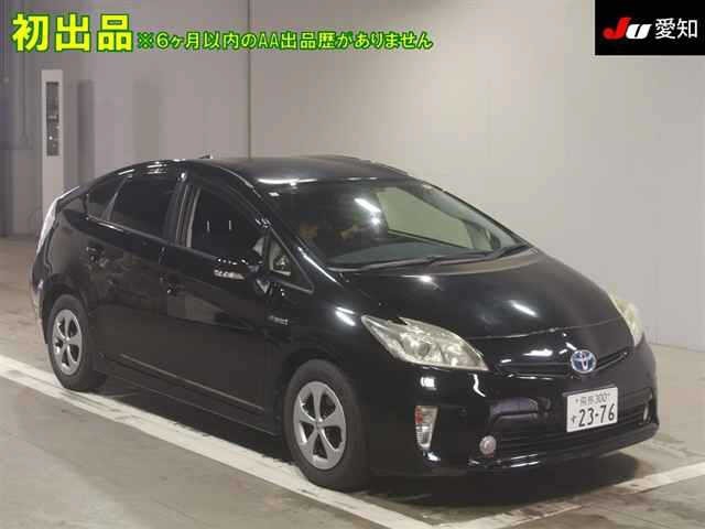 2014 Toyota Prius thumbnail