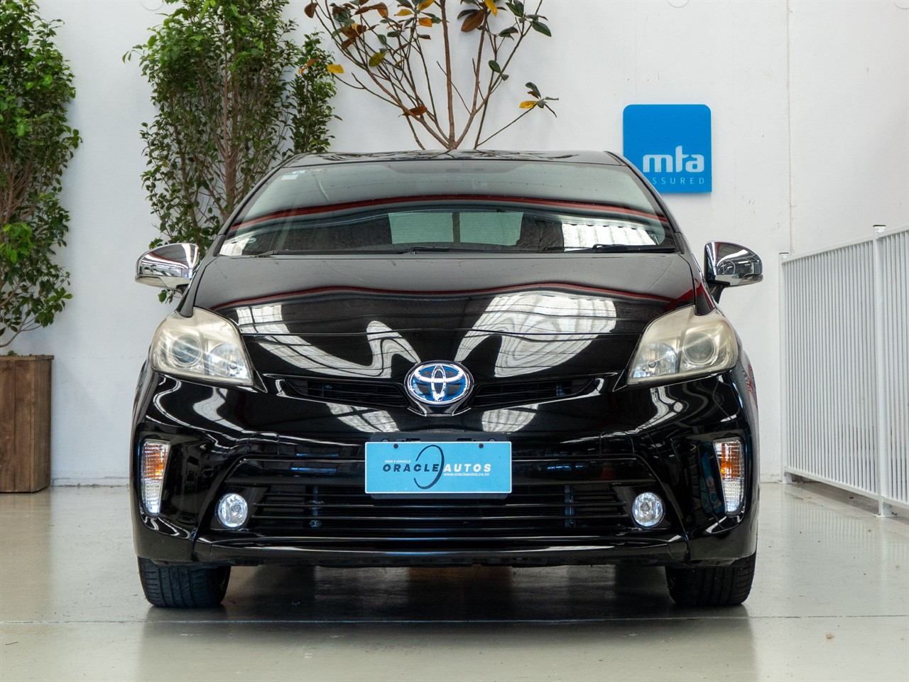 2015 Toyota Prius thumbnail