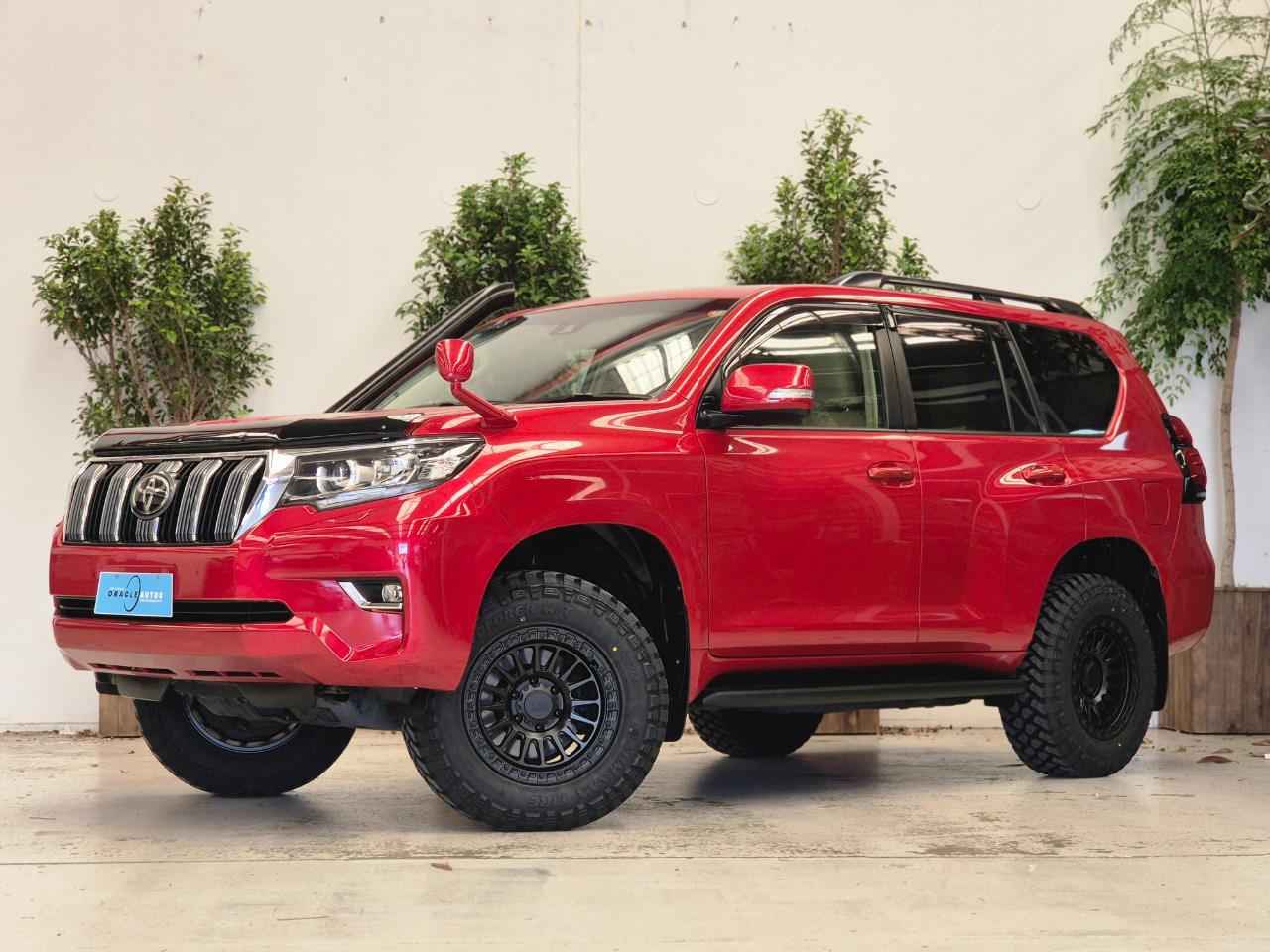 2018 Toyota Landcruiser thumbnail