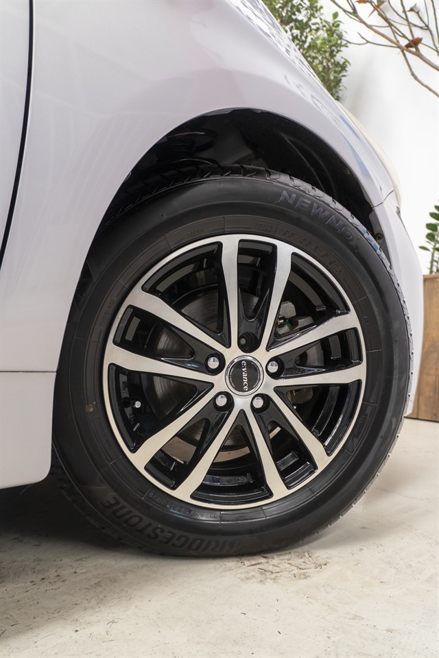 2015 Toyota Prius thumbnail