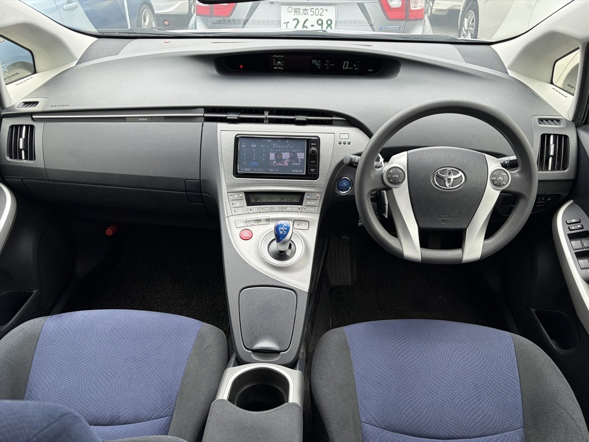 2015 Toyota Prius thumbnail