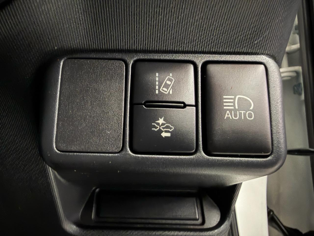 2019 Toyota Aqua thumbnail