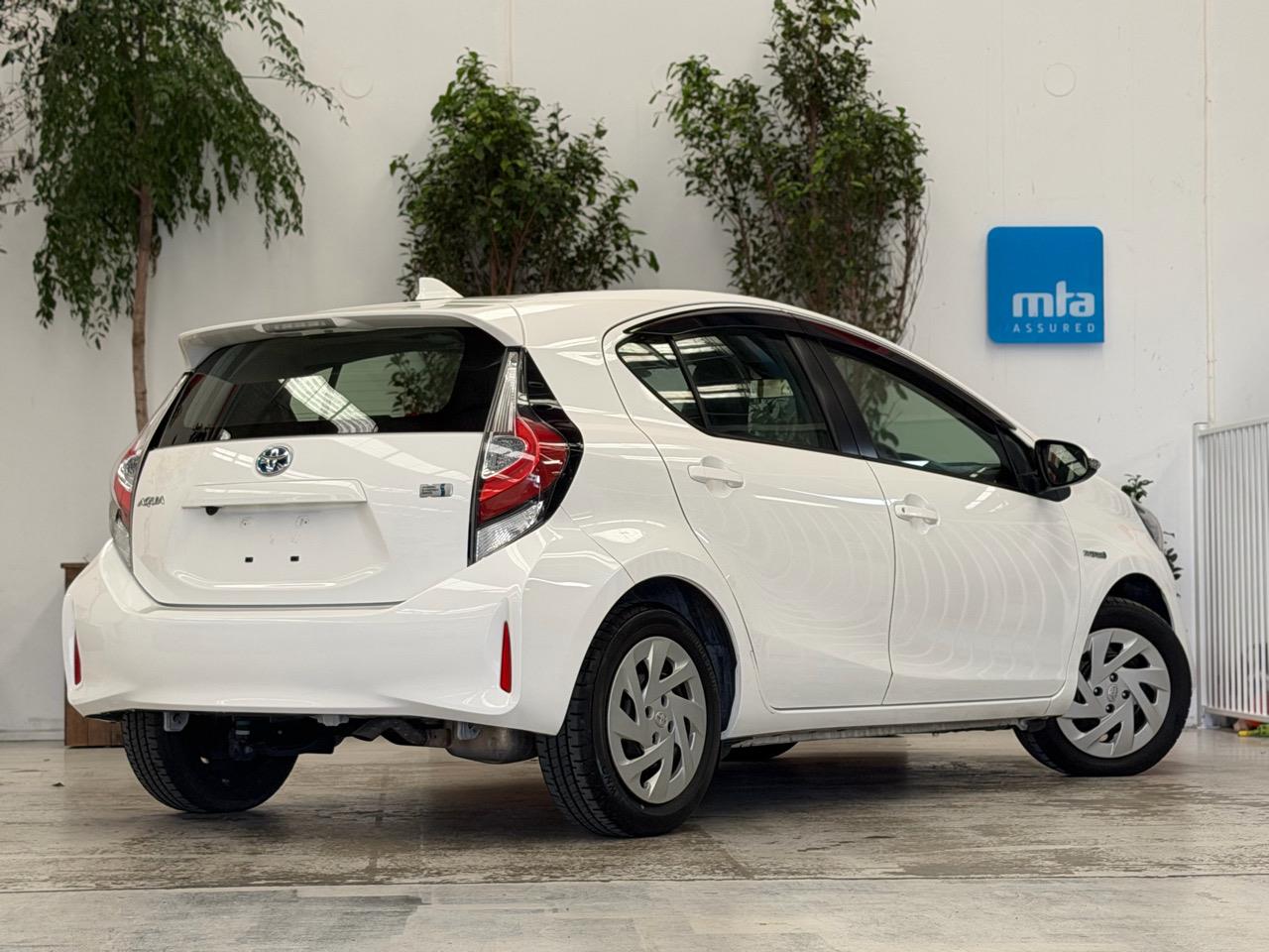 2019 Toyota Aqua thumbnail