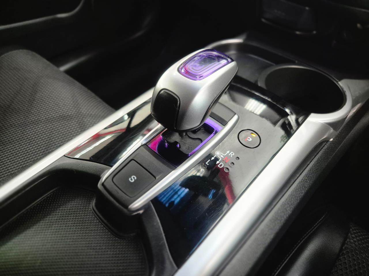 2016 Honda JADE thumbnail