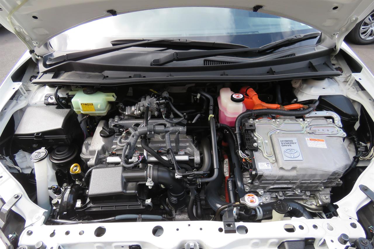 2017 Toyota Corolla thumbnail