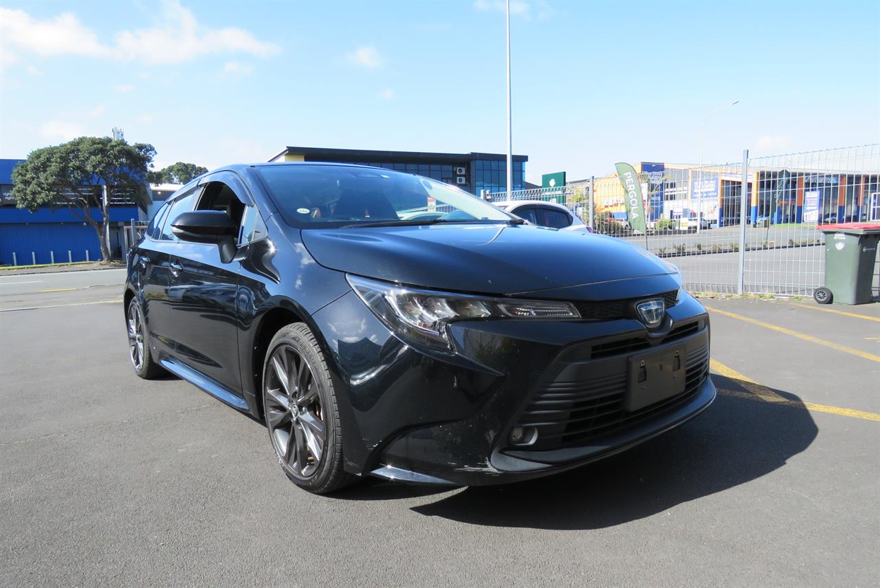 2023 Toyota Corolla thumbnail