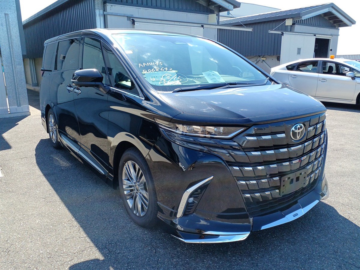 2026 Toyota Alphard thumbnail