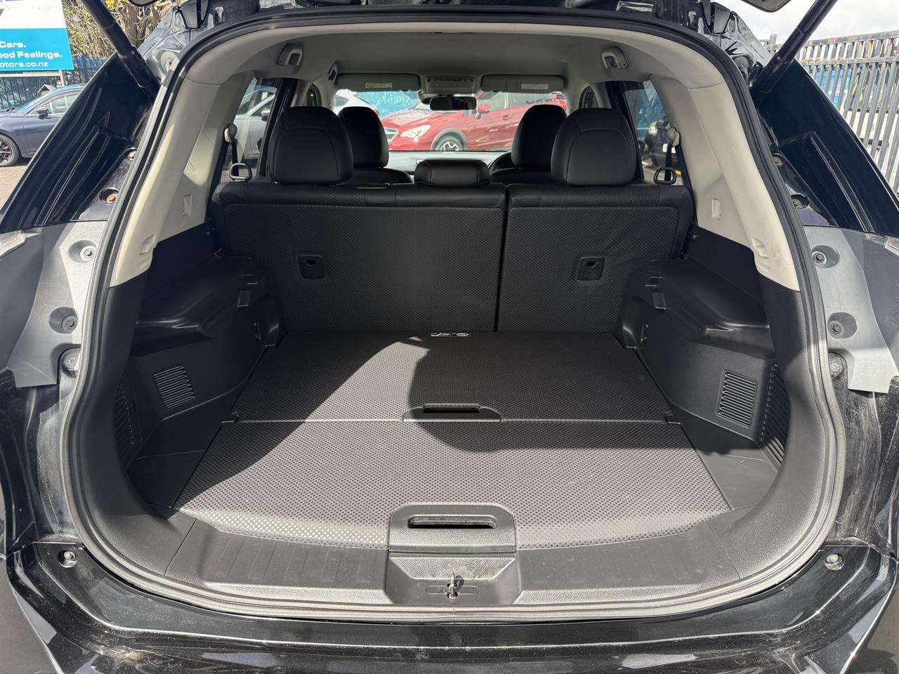 2016 Nissan X-Trail thumbnail