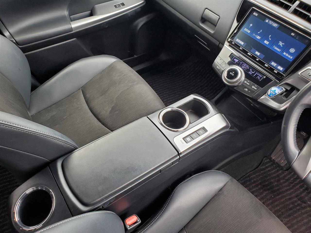 2018 Toyota Prius thumbnail