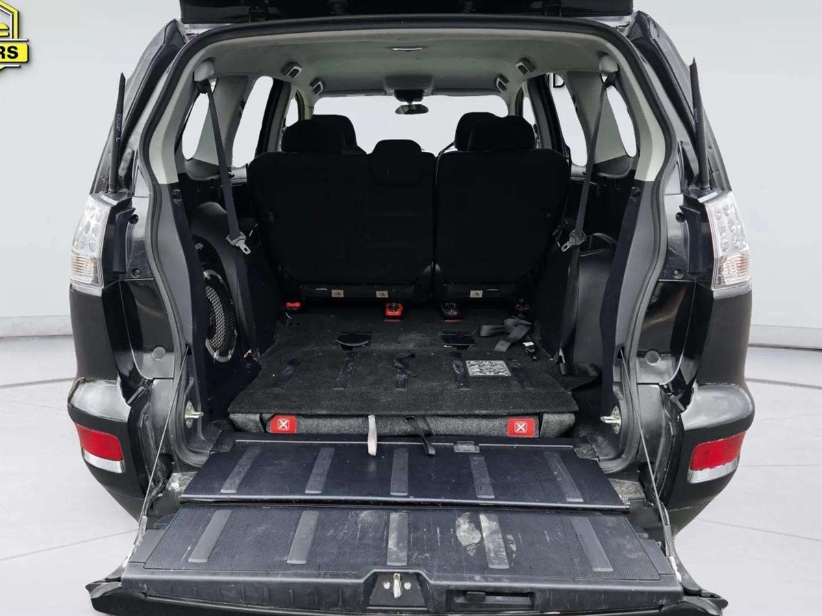 2012 Mitsubishi Outlander thumbnail