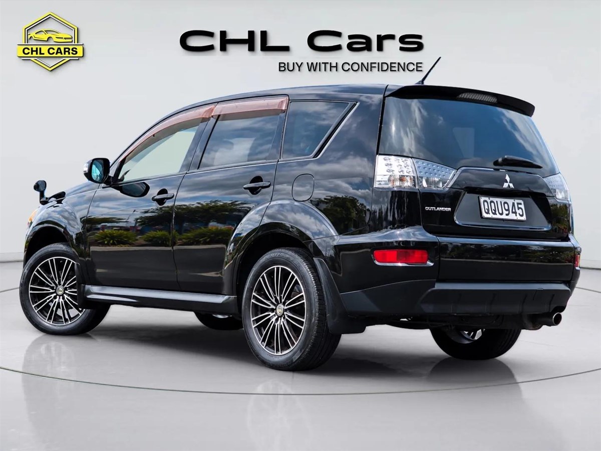 2012 Mitsubishi Outlander thumbnail