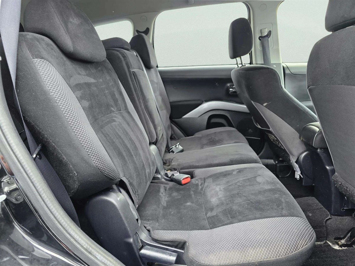 2012 Mitsubishi Outlander thumbnail