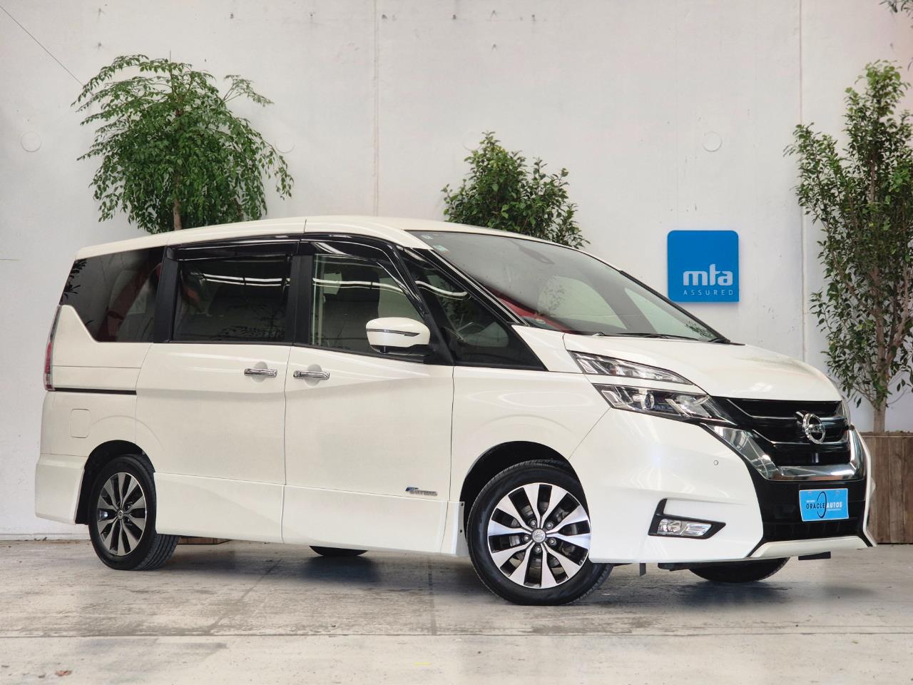 2018 Nissan Serena thumbnail