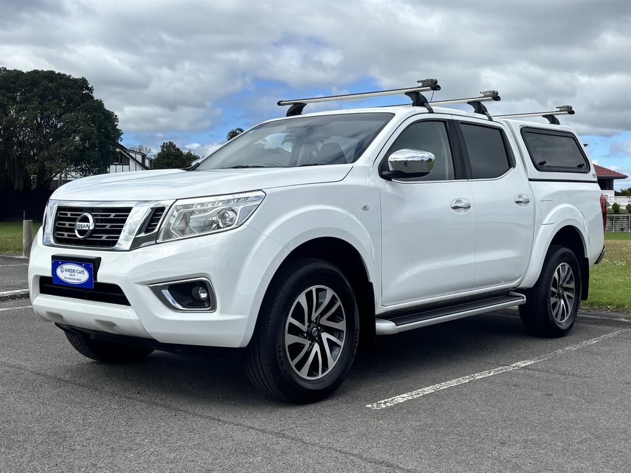 2019 Nissan Navara thumbnail