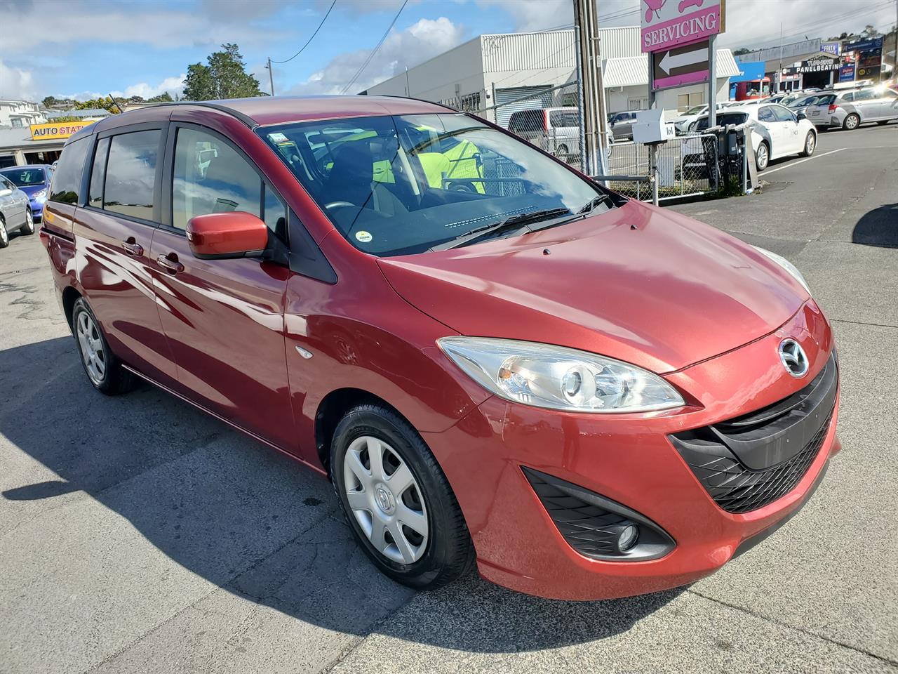 2015 Mazda Premacy thumbnail