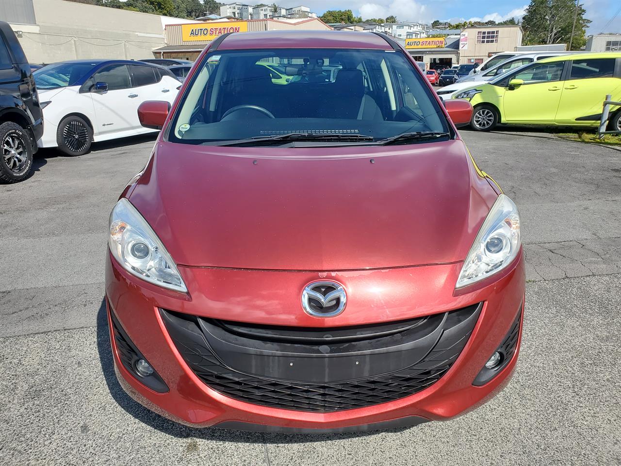 2015 Mazda Premacy thumbnail