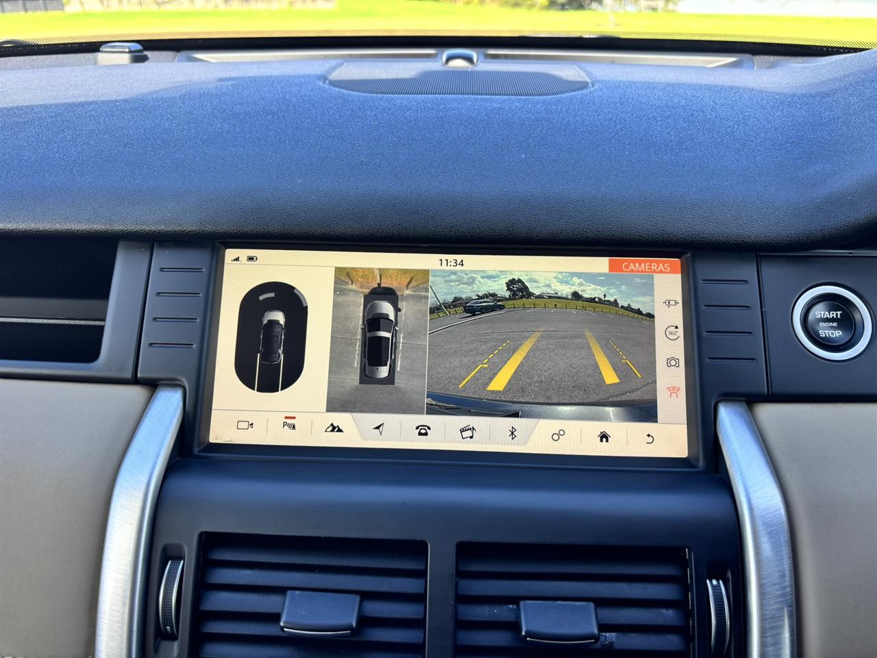 2018 Land Rover Discovery thumbnail