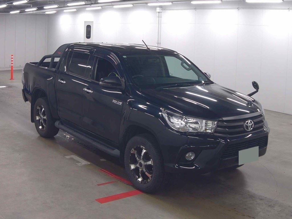 2018 Toyota Hilux thumbnail