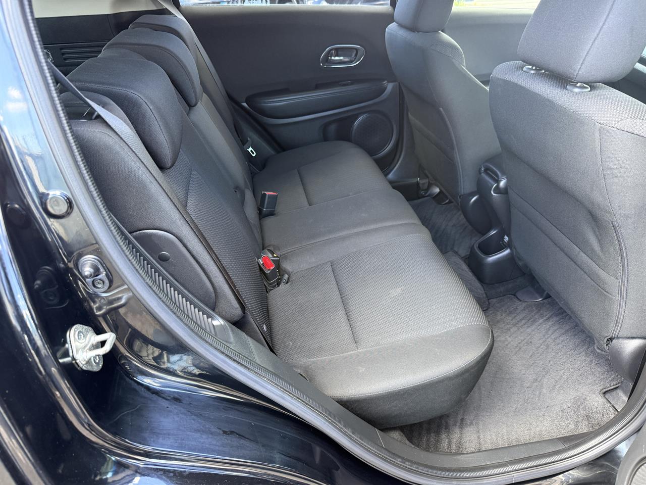 2015 Honda Vezel thumbnail