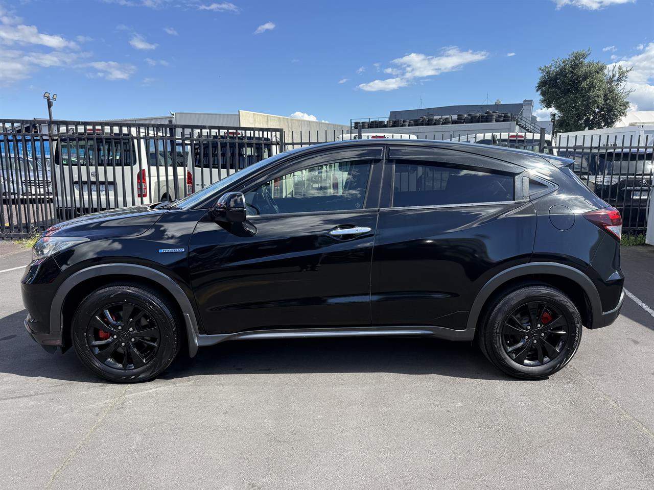2015 Honda Vezel thumbnail