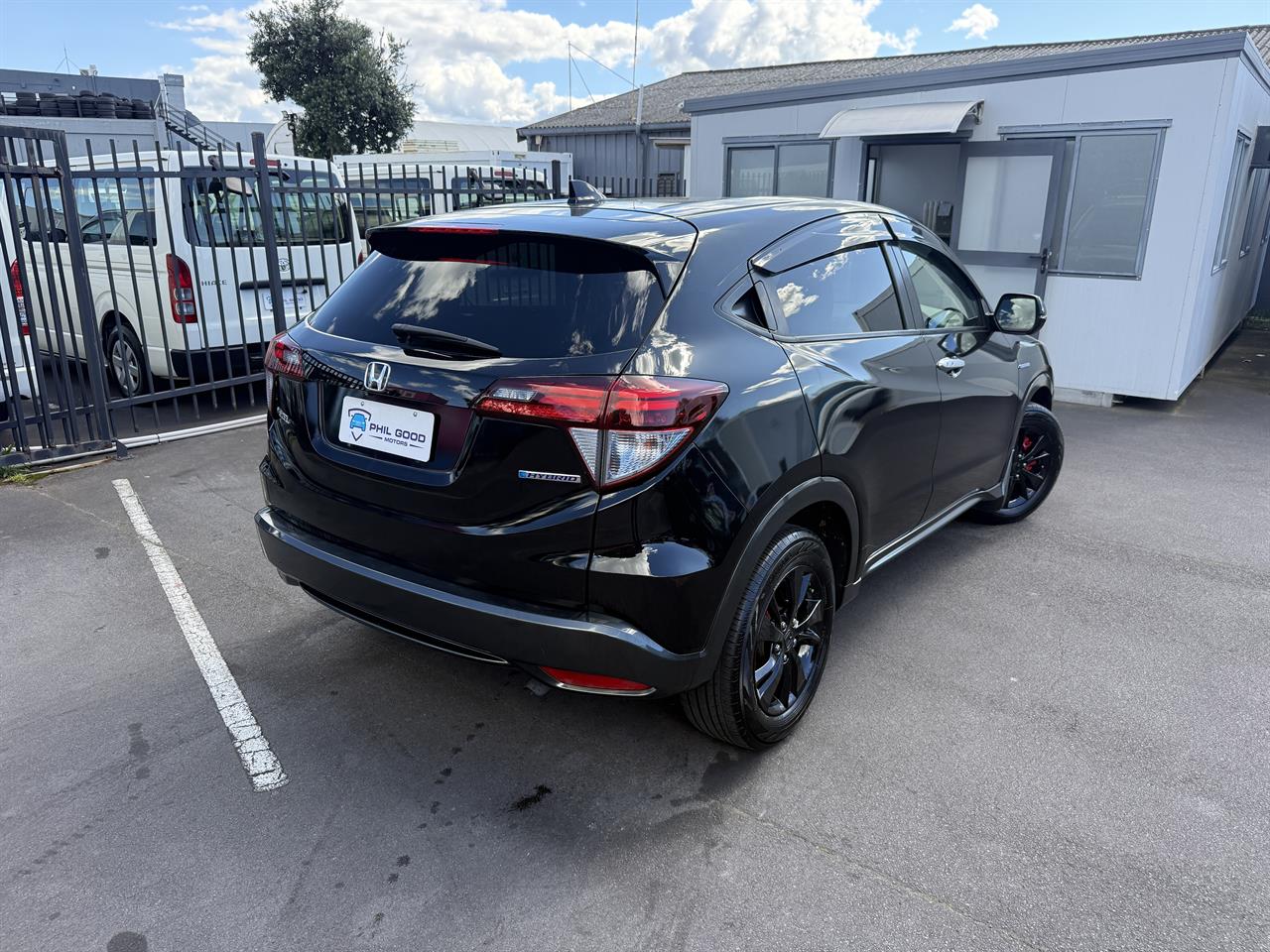 2015 Honda Vezel thumbnail